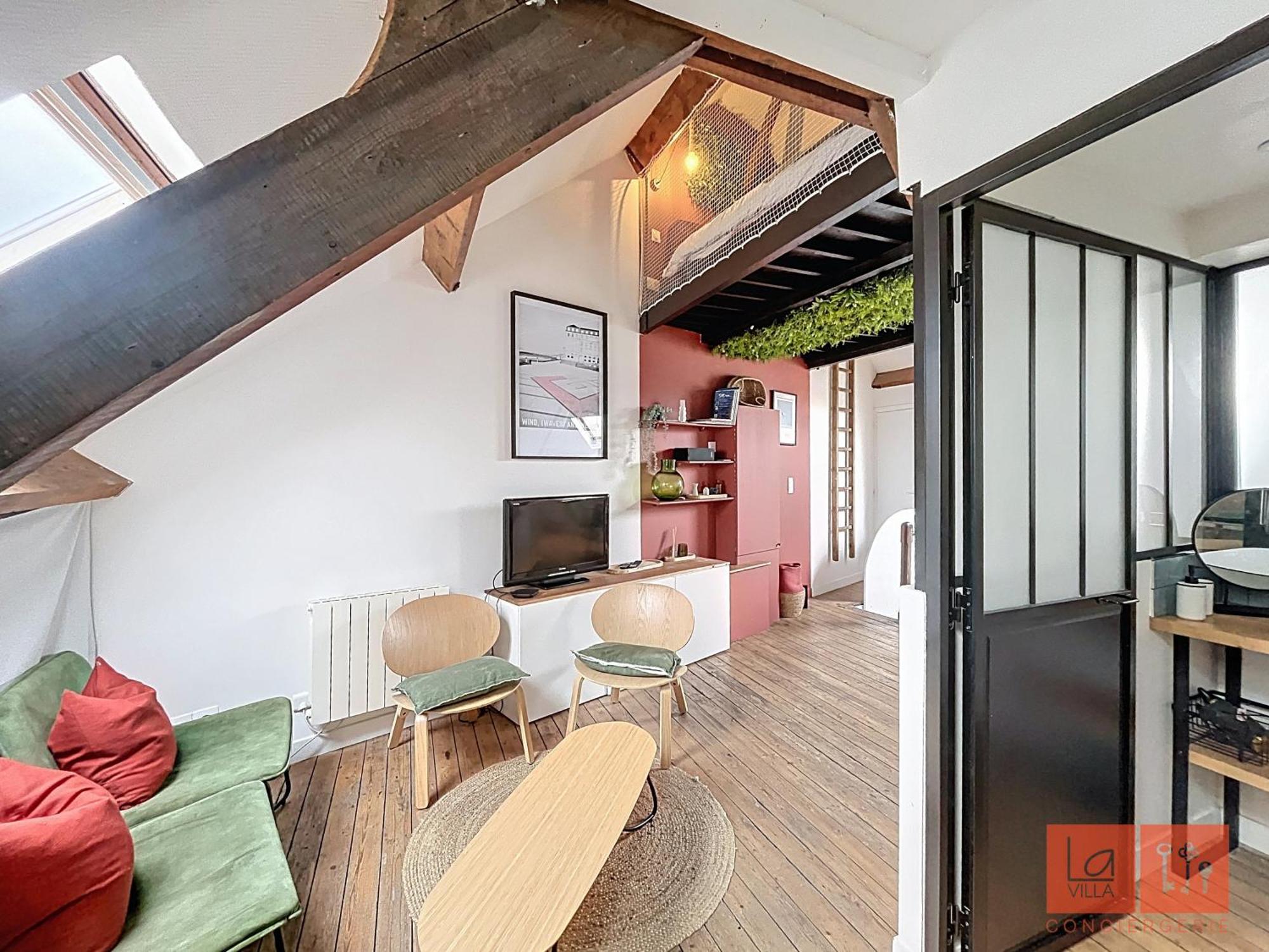 Apartment La Passerelle, Duplex Atypique De Charme *